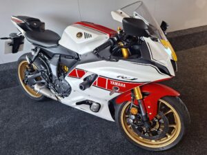 2023 Yamaha R7